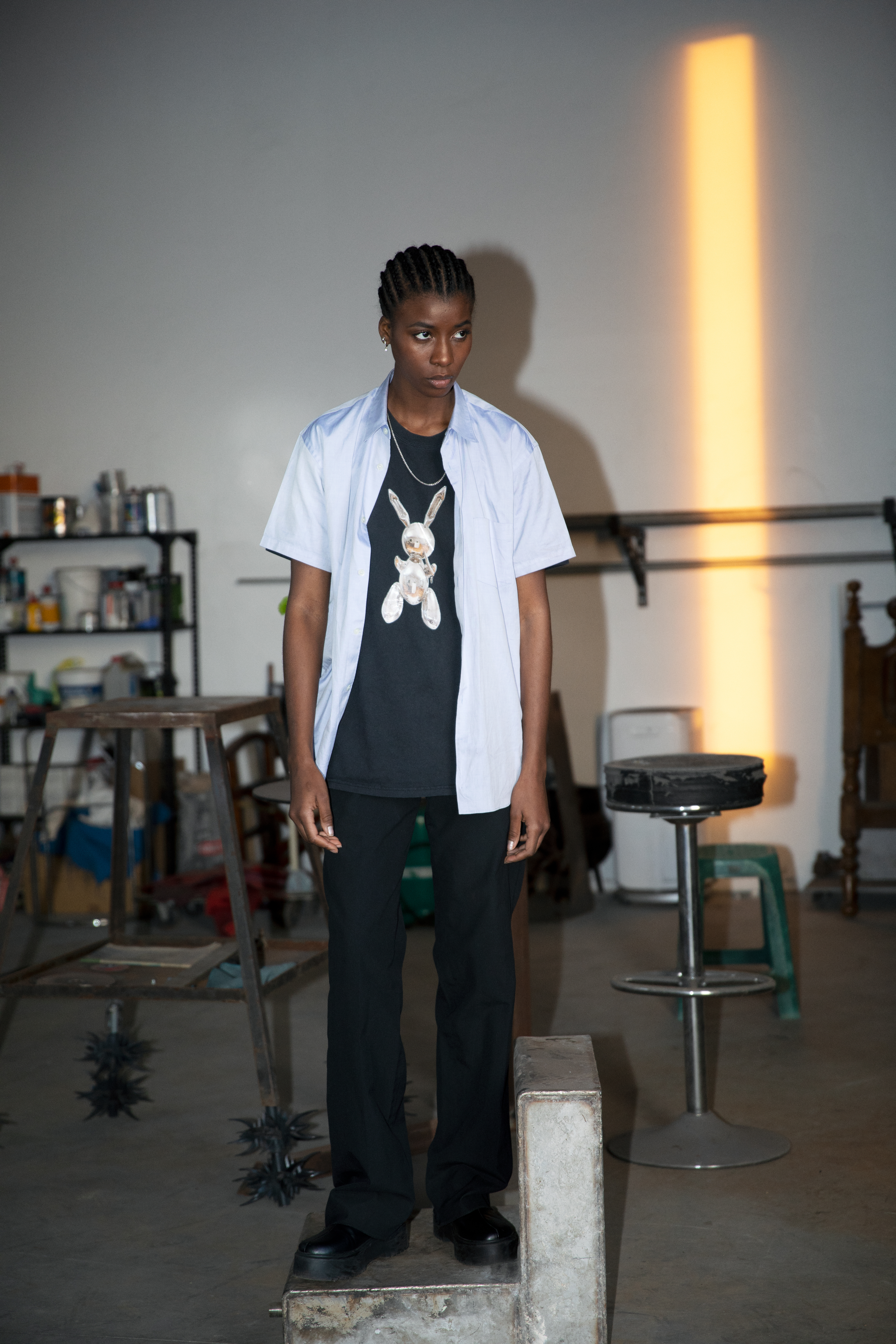 00 MAGAZINE — PENSIVE